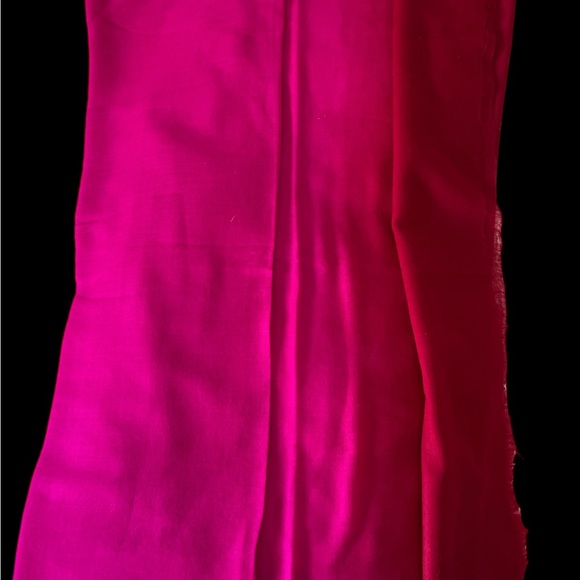 Magenta & Maroon Ombré - 70*200- Silk-Wool - Picture 4 of 4